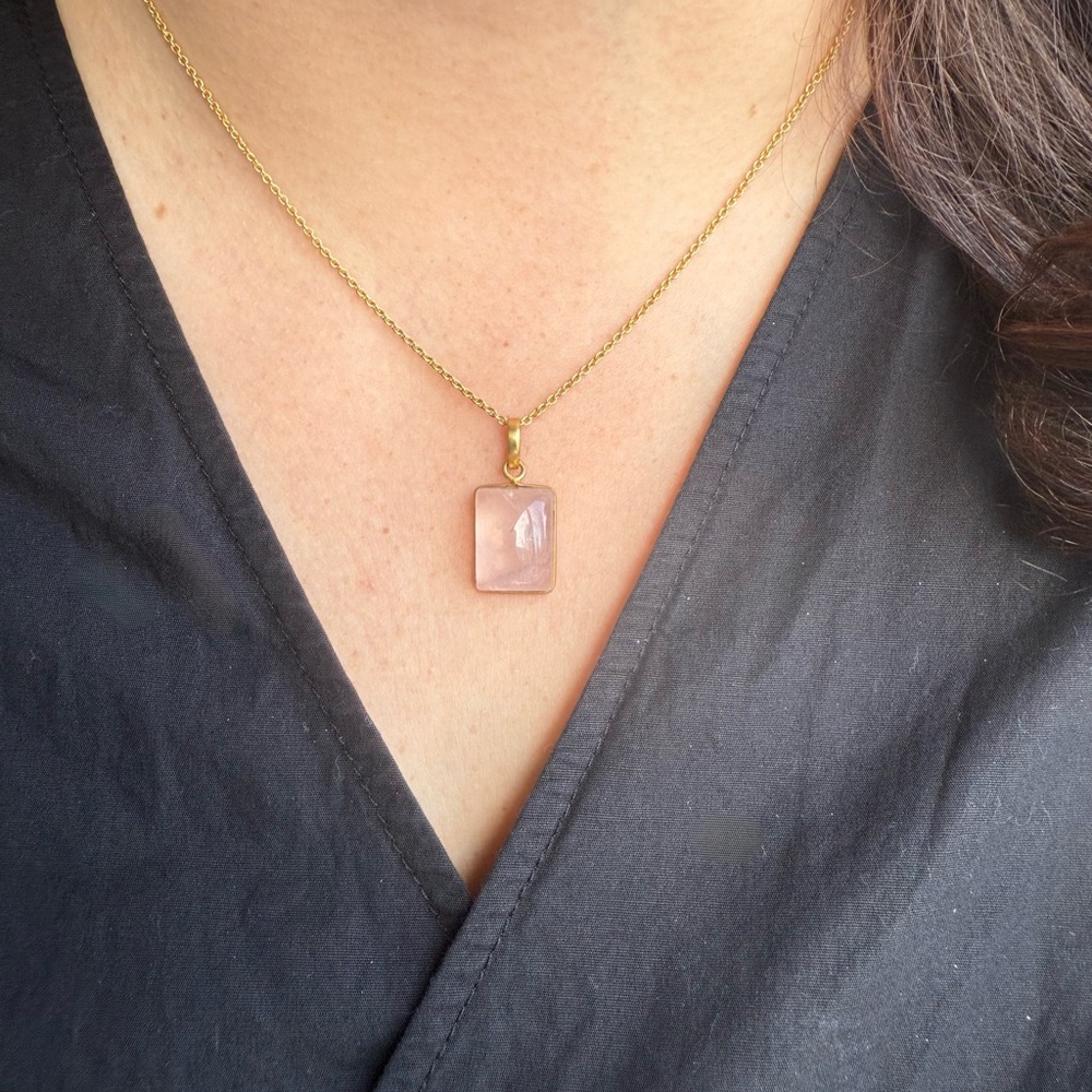 Handmade gold plated rose quartz necklace - Picture 5 of 5